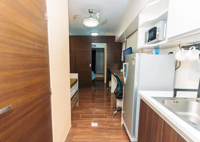 Boutique Air Retreat Relax Laugh Swim Gym Car Park 1767 * Manila