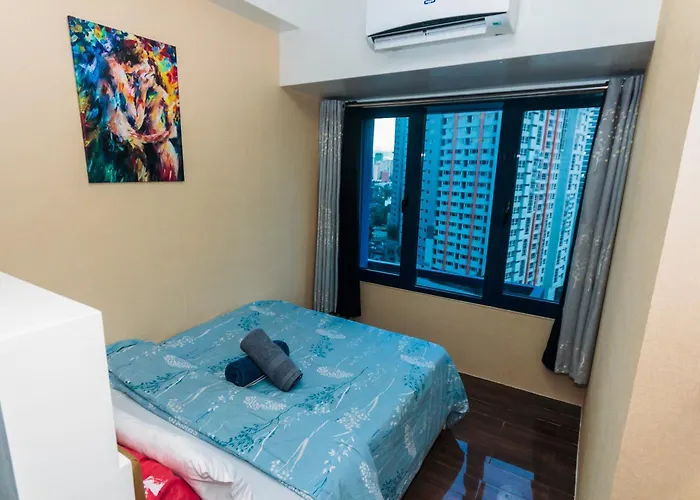 Boutique Air Retreat Relax Laugh Swim Gym Car Park 1767 Apartment Manila