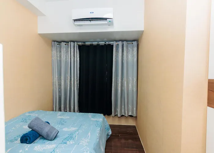 Boutique Air Retreat Relax Laugh Swim Gym Car Park 1767 Apartment Manila