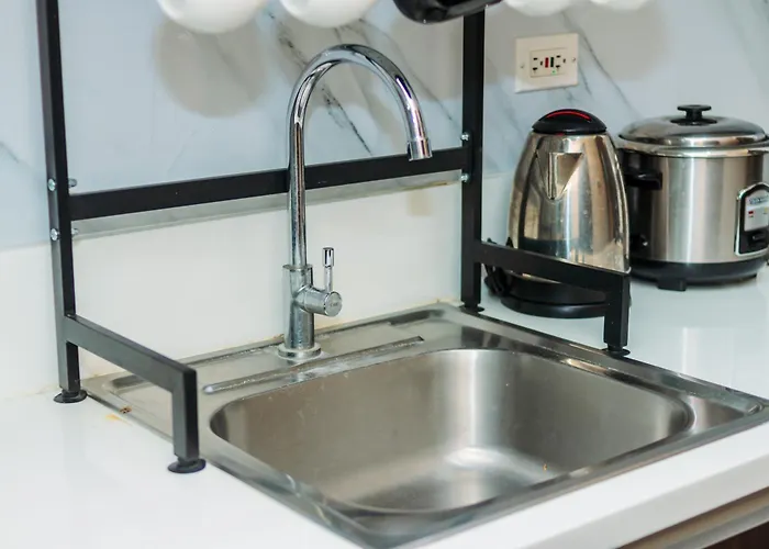 Apartment Boutique Air Retreat Relax Laugh Swim Gym Car Park 1767